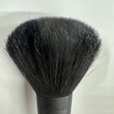 Cepillo en polvo grande dorado BASIC BEAUTY nuevo