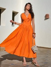 Maxivestido sin mangas naranja quemado con escote en V