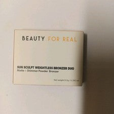Bronceador sin peso Beauty For Real Sun Sculpt Duo polvo mate brillo 0,282 oz