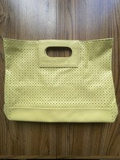 Bolso Clinique amarillo