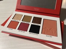 Paleta de sombras de ojos Dosis de colores Disney MINNIE Mouse nueva en caja edición limitada $39