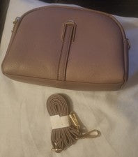 Lindo Bolso Bandolera Pequeño Rosa con Correa Nuevo