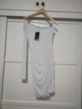 Vestido blanco de moda Nova para mujer con un hombro lateral talla grande