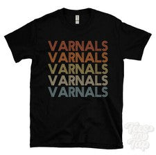 CAMISETA ESTILO RETRO REPETIDO VARNALS Hombre y Mujer Novedad Genial Nombre Regalo