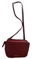 Bandolera para mujer NINE WEST roja con bolsillo interior