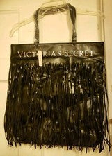 Nuevo Bolso de Hombro Victoria's Secret Negro Imitación Cuero Flecos Nuevo con Etiquetas $58 Para Mujer