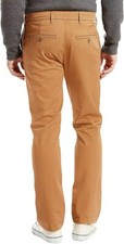 PANTALONES CHINOS ELÁSTICOS RECTOS LEVI'S - Para Hombre 34 X 30 "Alcaravea" (Puma-Caqui) Nuevos con Etiquetas