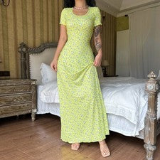 Nuevo vestido bohemio de manga corta con correa trasera y cuello en U estampado ceñido de moda para mujer
