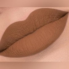 Lápiz labial Morphe Matte Sweet Tea - marrón cálido