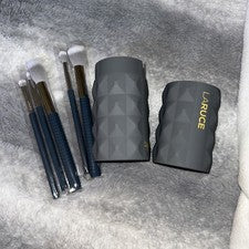 Juego de 5 brochas de maquillaje Laruce Beauty Christine con taza Rennie gris NUEVO
