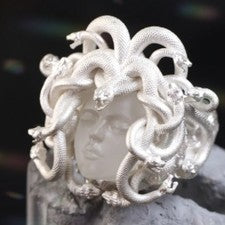 Antiguo Anillo Reina Medusa Griega Vintage Personalizado Exquisito Regalo