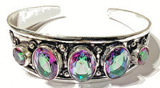 PULSERA MY S T I C T O P A S (ABIERTA) PLATA DE LEY 925 HECHA A MANO