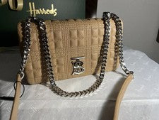 Bolso pequeño granulado Burberry Lola beige PVP £1550 nuevo