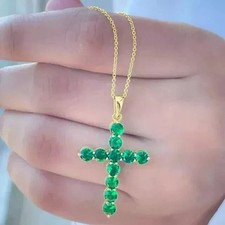 Colgante Cruz Corte Redondo 3.00Ct Creado en Laboratorio Esmeralda Verde Chapado en Oro Amarillo 14k