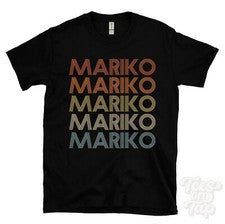 CAMISETA MARIKO ESTILO RETRO REPETIDO Hombre y Mujer Novedad Genial Nombre Regalo