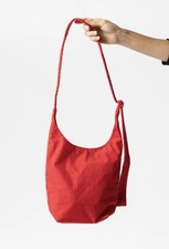Bolso Bandolera Baggu Nylon Nuevo con Etiquetas En Candy Apple