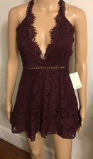 Vestido Patinador TOBI Brielle Encaje Talla S Nuevo con Etiquetas Borgoña Vino Mini Pestañas Cuello