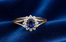 Anillo de zafiro de oro de 18 quilates con racimo ovalado en plata de ley 925 sello talla K-S