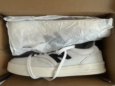 Talla 11 - New Balance Court 300v3 Blanco Negro