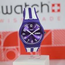 Nuevo Reloj Swatch Hecho en Suiza NUORA GELSO Púrpura Silicona Día-Fecha 34mm GV701