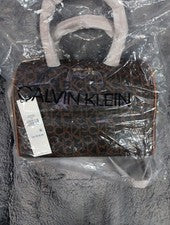 Cartera de cuero encadenado para mujer Calvin Klein Signature