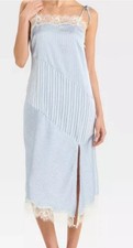 Vestido midi sin mangas con ribete de encaje para mujer - Future Collective azul a rayas S Nuevo con etiquetas