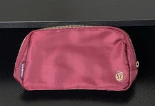 Bolso Bandolera Lululemon Everywhere Negro Cierre con Cremallera Bolsillos con Correa Ajustable