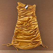 Vestido para mujer House of Harlow 1960 mediano de terciopelo dorado con un hombro acanalado nuevo con etiquetas