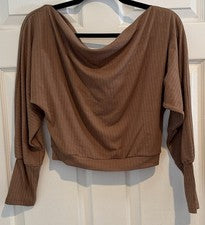 Top corto de mujer talla M marrón claro con mangas largas - A0216