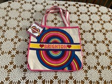 Nuevo con etiqueta Bolso Brighton Love to Be Bold Lona Arco Iris