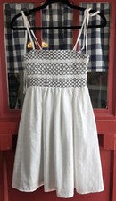 Mini Vestido Madden Girl Para Mujer Clásico Blanco Negro Sin Mangas Correa Talla XS NUEVO CON ETIQUETAS
