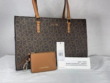 CALVIN KLEIN - NUEVO CON ETIQUETAS $168.00 - VENTA - $ 88.00