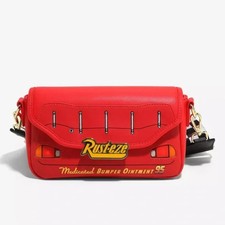 Bandolera Loungefly Disney Pixar Card Lightning McQueen parachoques figurativa iluminada