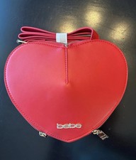 Bolso Bandolera Bebe Malou Corazón Rojo Tono Dorado Herrajes Nuevo con Etiquetas
