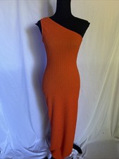 Vestido ceñido al cuerpo naranja texturizado Abigail de moda Nova para mujer talla pequeña