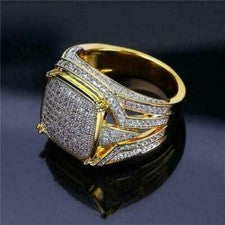 Anillo de banda brillante de diamantes simulados de corte redondo de 2 quilates enchapado en oro amarillo de 14 quilates