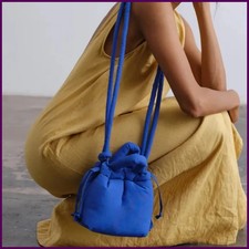 Bolso de mano pequeño de moda con relleno de nailon para mujer