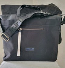 Bolso de Mano Versace Parfums Grande Negro de Viaje Fin de Semana Griego Correa para Llaves y Bolsa para el Polvo