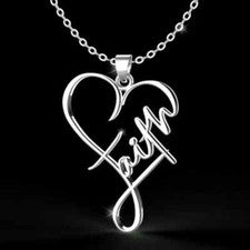 Collar colgante religioso fe cristiana en forma de corazón de acero inoxidable