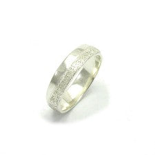 Elegante anillo de plata esterlina estampado sólido 925 banda acabado láser hecho a mano