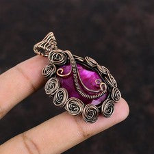 Oferta del Día de las Hermanas Cachemira Rubí Piedra Alambre Envuelto Flor Colgante Joyería Cobre