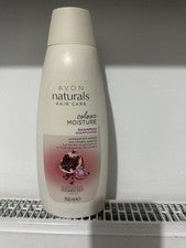 Champú para el cuidado del cabello Avon Naturals extracto de granada y aceite de semilla de camelia 700 ml