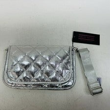 Haute Shore Mujer The Rae Shine, Plateado Vegano Cuero Acolchado 8" x 0,75" x 5,25