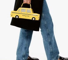 KATE SPADE BIG APPLE NYC 3D TAXI BANDOLERA KI975 ENVUELTA EN FÁBRICA NUEVA CON ETIQUETAS $469