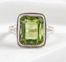 Anillo de joyería hecho a mano de plata de ley 925 con piedras preciosas de peridoto verde regalo para