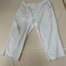 Pantalón de trabajo blanco con un diseño duradero estilo utilitario