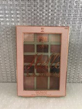 Hermosa paleta facial de ángel Pixi by Petra Hello L.A. nueva