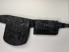 VACA SANTA, DISEÑO RICKI EE. UU. - NUEVO CON ETIQUETAS $ 146,00 - CUERO FINO EN RELIEVE 3-D