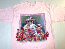 Camiseta Three Bears bellamente vestida rodeada de rosas rosa arte ¡Nueva! MEDIANO