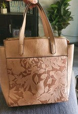 Mochila Cartera Mellow World Vegan Tooled Boho Western Floral en Relieve